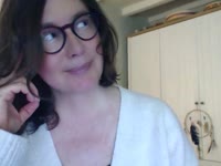 Fresh Mint Tea — recipe.
You’ll need:
A handful of fresh mint leaves. Hot water, just shy of a boil. A drizzle of honey, if you like it sweet. Optional: a slice of lemon, for that teasing sharpness.How to make it:
Start by waking the mint.
Don’t rush it — roll the leaves gently between your palms until their perfume rises.
Lay the leaves in your cup or teapot.
Pour the hot water — slowly.
Watch it swirl.
Wait. Three minutes. Maybe four.
Taste.
Sip it slowly.