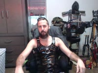 hi am am Samael i am a slave pup that loves bdsm and to be told what to do, i am into women and men so don