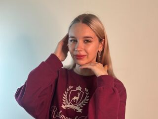 anal webcam AliceWoody