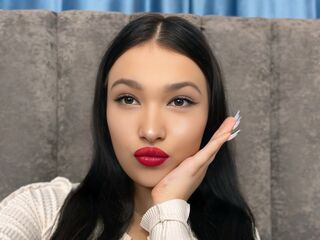 chatrubate cam girl AlinaCrystals