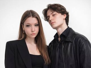 hot couple live sex LeoAndMira