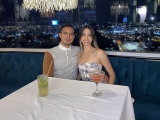 hot webcam slut sucking cock LizandRoberth