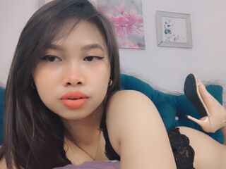 camwhore spreading pussy AickaChan