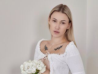 cam girl masturbating AliceKrossy