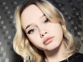 live show AlmaLonabaugh