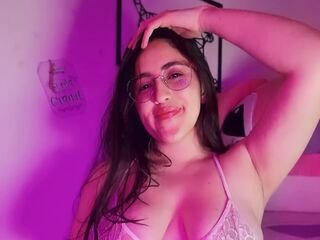 free nude webcam show AmyVele