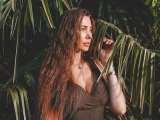 naughty cam girl masturbating with dildo AnabelleCharis