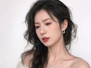 naked cam girl masturbating with vibrator AnnLinMei