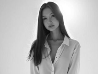 web cam show AstridManning