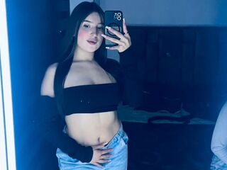 topless camgirl AuroraSky