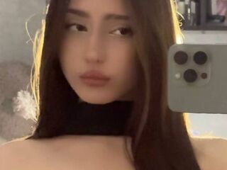adult live web cam BellaJersiquins