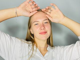 cam strip tease BertaTurro