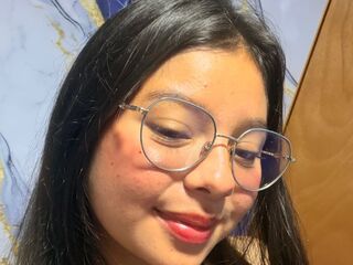 camgirl masturbating with sex toy CamilaGat