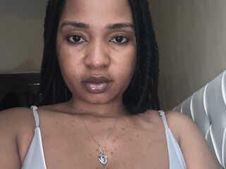 hot livecam CarolineJames
