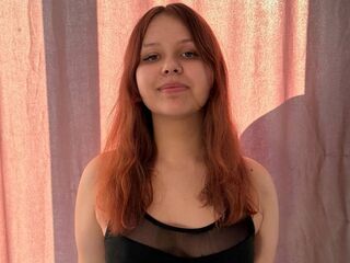 free nude webcam show ChelseaAve