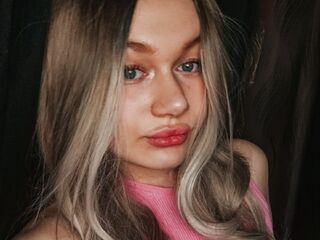 fingering cam girl video CirillaAkerman