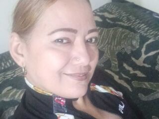 bedroom live webcam ClauTaylor