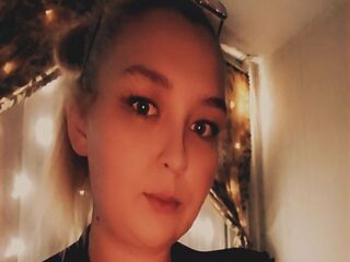 livecam photo CrystalSins