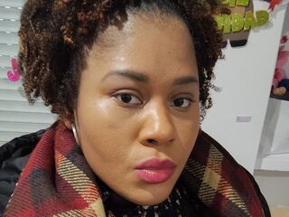 cam girl showing pussy DanielaLeonesa
