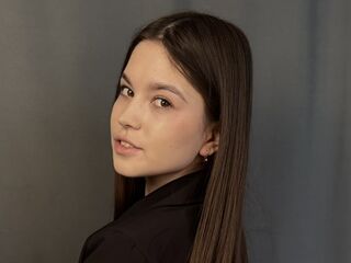 girl chat room DarlineAugeri