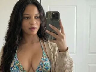 naughty cam girl masturbating DaviWilliams