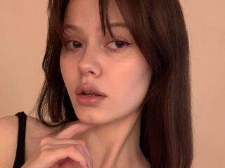 webcamgirl DeniseBonnel
