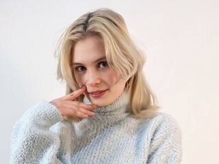 fingering girl chatroom DionTarzia