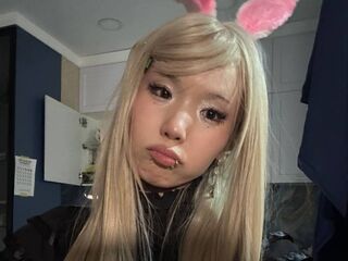 camgirl playing with vibrator ElinorStory