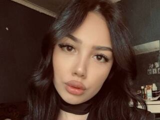 naked girl with webcam masturbating EliraVale