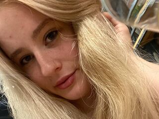 hot webcamslut ElvinaHadwin