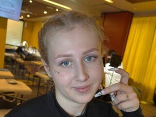 closeup pussy webcam EmelinaKrider