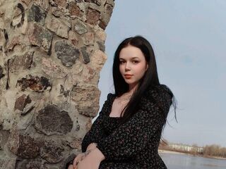 beautiful webcamgirl EmiliaKraft