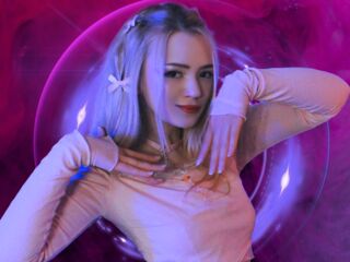 live webcam girl EmilyVeski