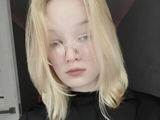 camwhore fingering pussy EusebiaStawasz
