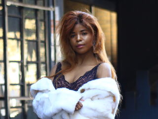 fingering webcam girl FifiCaramel