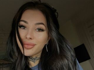 beautiful webcamgirl GemmaCunard