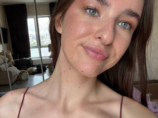 free nude webcam GingerWareham