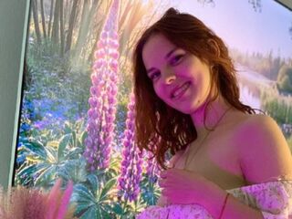 masturbating cam girl GloriaGer