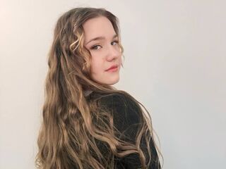 camwhore shaved pussy GrayceSerrell