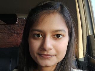 naked girl with webcam GretaCyrus