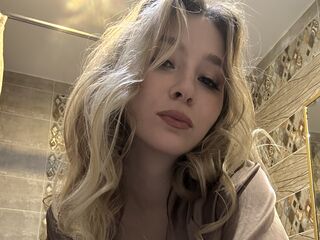 free live webcam sex GwendolineMoore