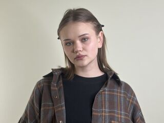 naked girl with live cam masturbating HeikeGraciano