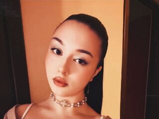 camslut topless JaMccredie