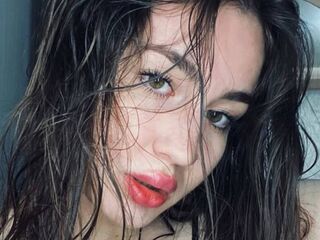 cam girl masturbating with dildo JackiMapel