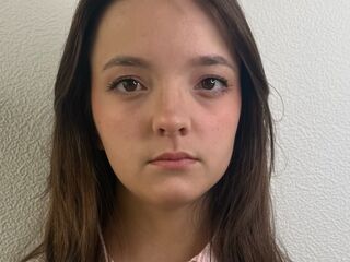 camgirl playing with vibrator JayneSosinski