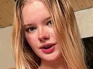 hot girl cam video JeannettaCeraos