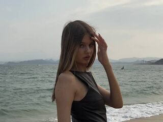 hot strip tease webcam JeniceRowse