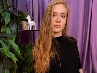 free live cam JuliMiu