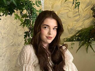 free live chatroom KacyQuates