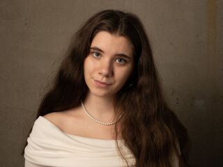 hot cam whore KalaHemstreet